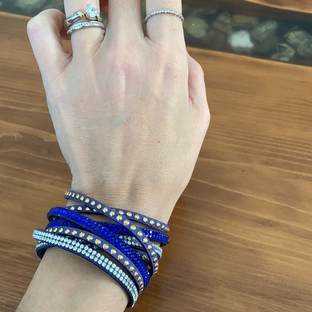Leather and shiny bracelet with different length options